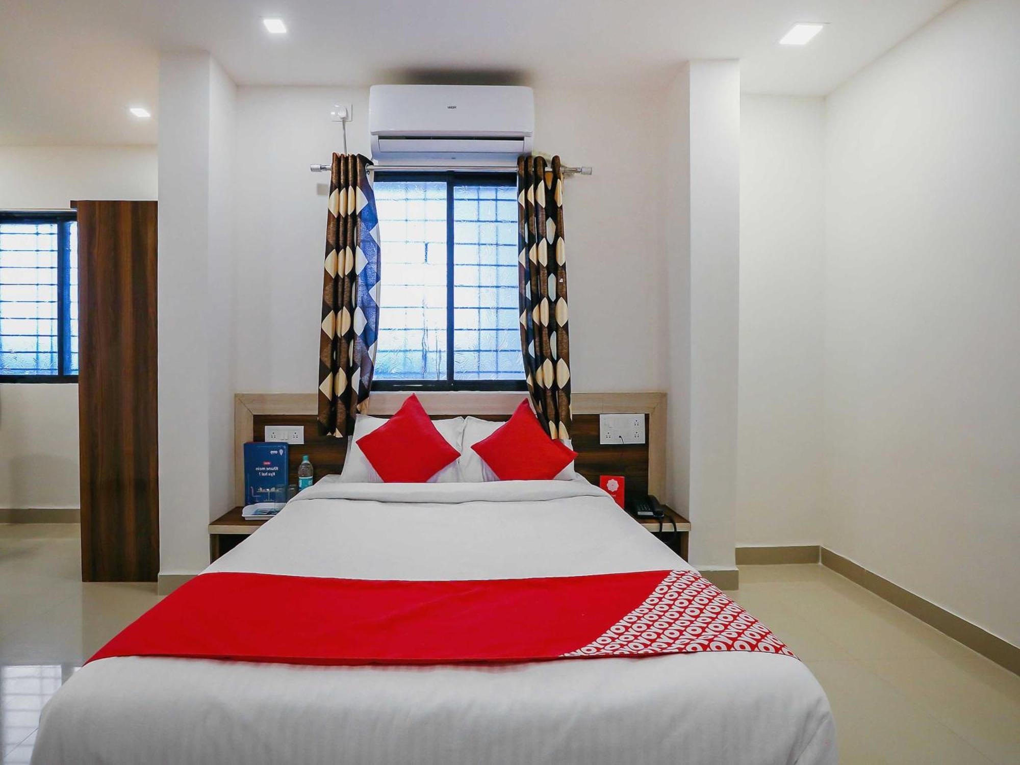 Hotel O Pingara Executive Phursungi エクステリア 写真