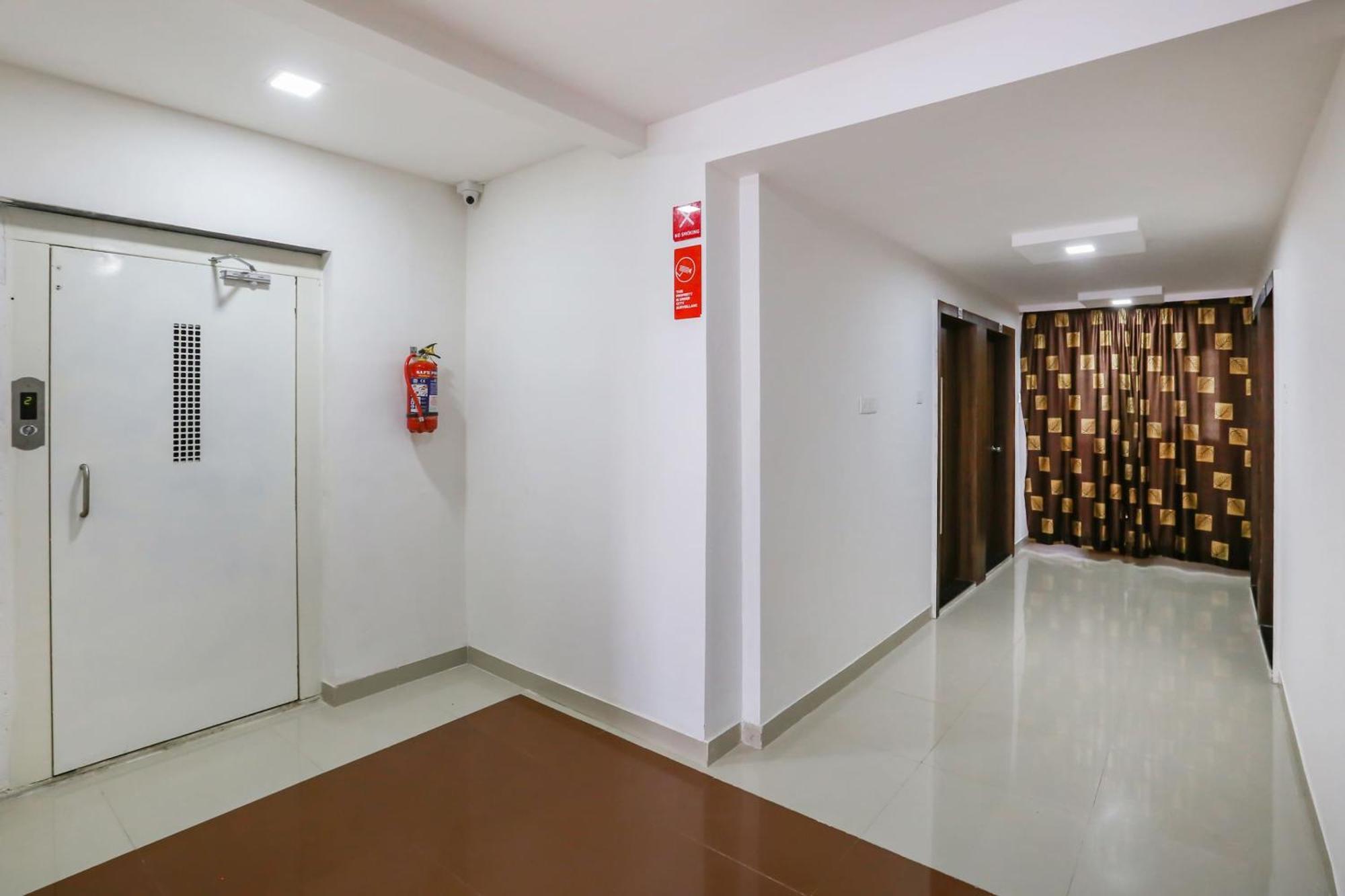 Hotel O Pingara Executive Phursungi エクステリア 写真